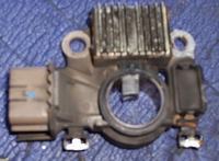 Alternator momentami za duże ładowanie Carisma 1.8 GDI ?