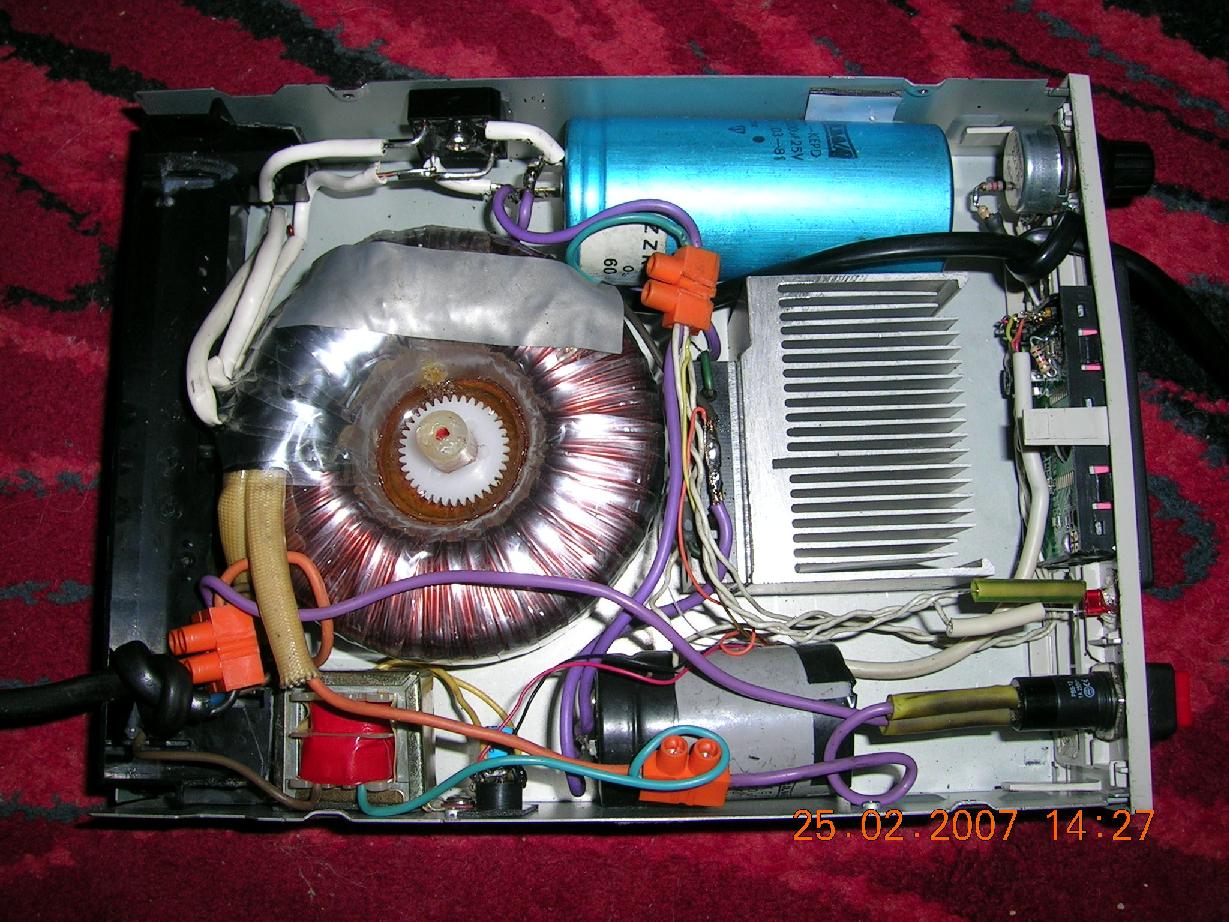 Zasilacz regulowany 12-25V Zasilacz regulowany 12-25V