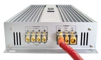 schemat podłaczenia wzmacniacza i kondensatorów