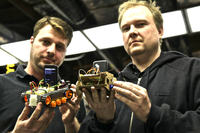 Tankboot robot sterowany HTC G1 z sytemem Android