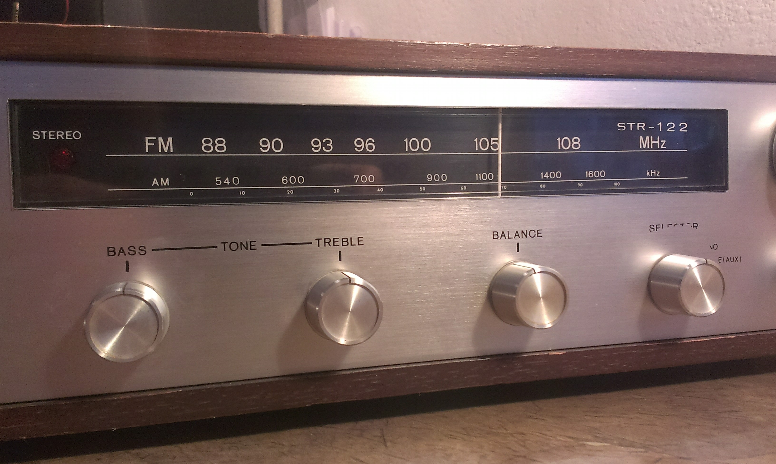 [Sprzedam] Amplituner Sony STR-122 - Nieaktualne, do usunięcia.