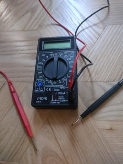 Radio Figaro 3291 – lampy świecą, brak odbioru stacji, co sprawdzić?