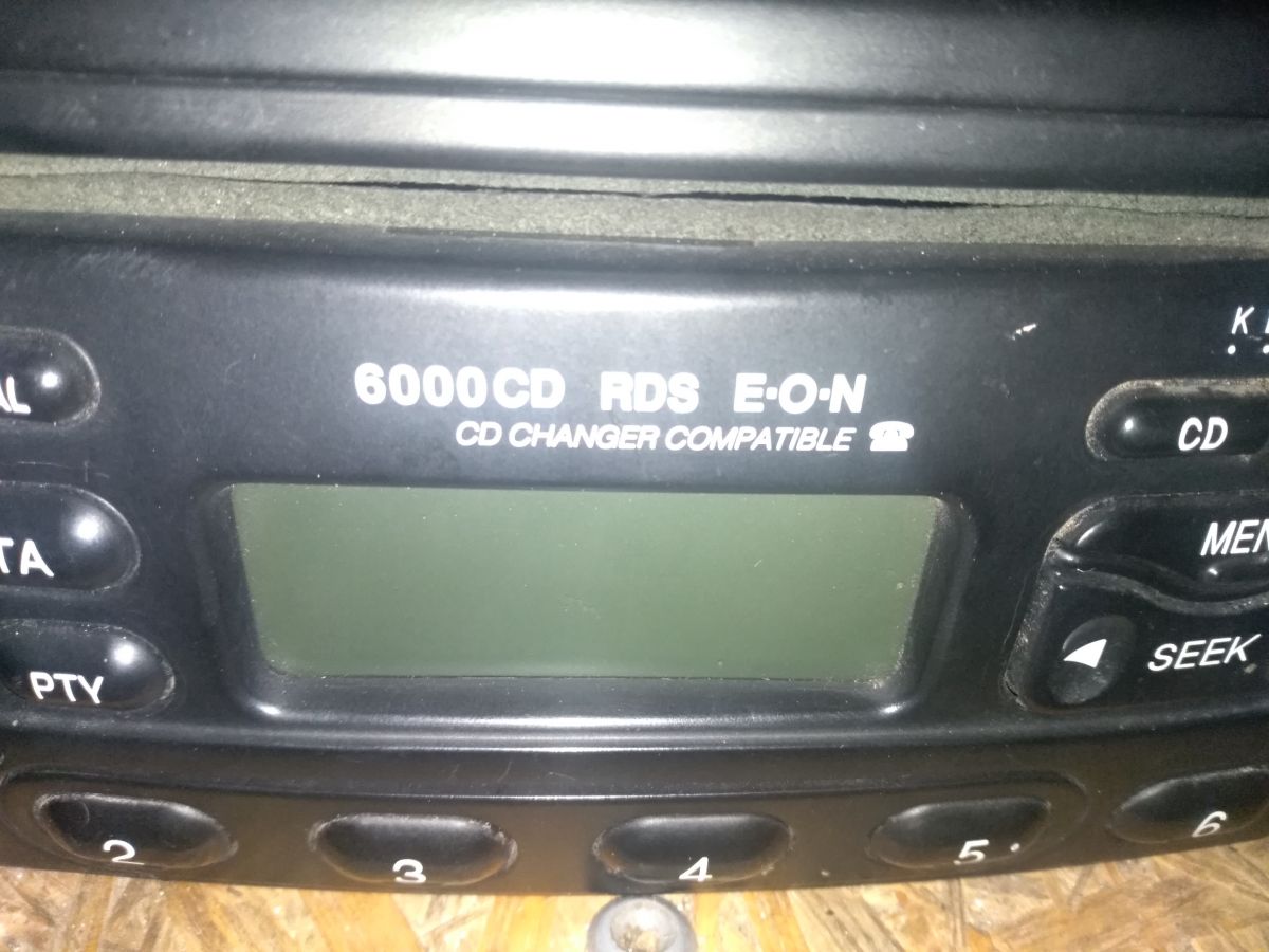 Radio Ford 6000CD Jak podłączyć radio ford 6000CD?