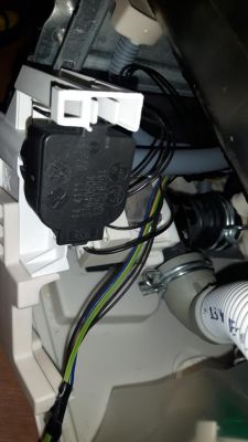 Zmywarka Electrolux ESL 66060 - Błąd i20 Zmywarka Electrolux ESL 66060 - Błąd i20