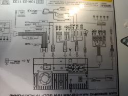 Jak podłączyć Tube z wzmacniaczem do radia Zenec ZE-NC2041D?