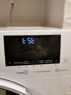 Beko MWUE9636CWE - nowa pralka nie uruchamia się, dziwny błąd?