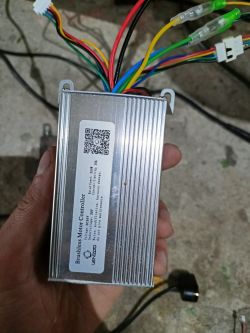 Chiński zestaw naprawczy do hulajnogi elektrycznej nie współpracuje z hamulcem od hulajnogi