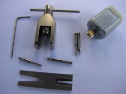 Mini ściągacz modelarski, recenzja