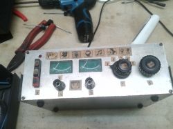 Czy warto budować swój zasilacz i inne elementy wyposażenia warsztatów? +gratis