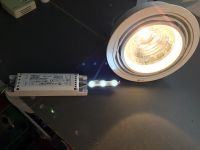 Jak wyeliminować miganie LED? Lampy z zasilaczem 12V.
