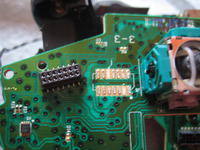 Jak naprawić pad Xbox One, który nie włącza się z powodu odpadniętej części?