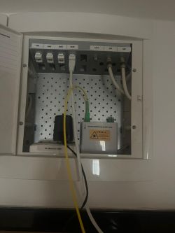 Jak zmniejszyć router Play światłowód - konwerter na LAN?
