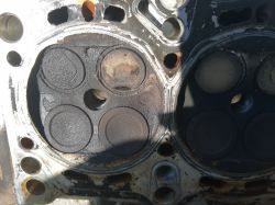 Fiat Tipo 1.4 - błąd P0300 i P0301, szarpanie, mokra świeca cyl. 1