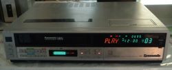 Pomoc w wycenie Panasonic Omnivision Hi-Fi Stereo VHS VCR model PV-1730 Pomoc w wycenie Panasonic Omnivision Hi-Fi Stereo VHS VCR model PV-1730