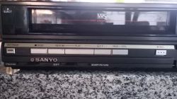 Sanyo VHR-1100EE - nie przyjmuje i nie wysuwa kasety, czy warto naprawiać?