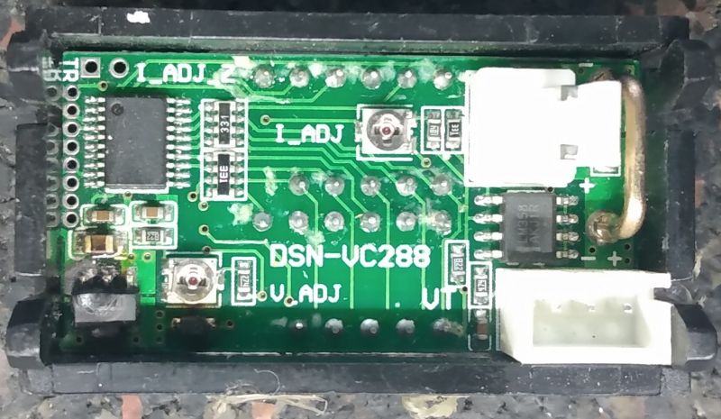 Panelowy woltomierz/amperomierz 100V/50A, kolejne wcielenie DSN-VC288
