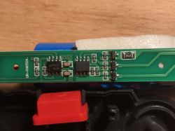 Recenzja i wnętrze latarki Worklight W-52 ładowanej przez USB Recenzja i wnętrze latarki Worklight W-52 ładowanej przez USB