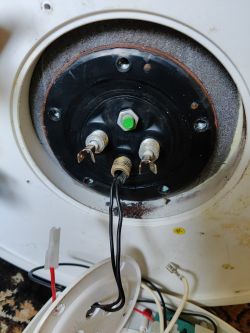 Bojler Galmet Focus Elektronik 50L: Dostęp do elementów wewnątrz zbiornika przy wymianie anody
