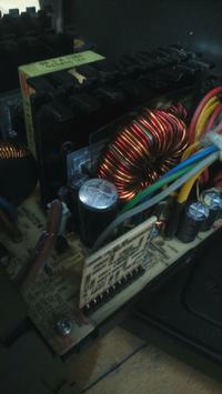 Corsair CMPSU-400CX - Spuchnięty kondensator Corsair CMPSU-400CX - Spuchnięty kondensator