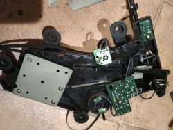 Wnętrze starej wieży Sanyo DC-X300 Wnętrze starej wieży Sanyo DC-X300