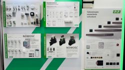 Stoisko F&amp;F z automatyką budynkową i urządzeniami sterującymi