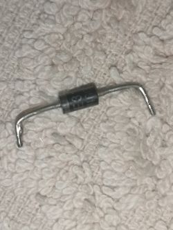 Ctek MXS 7.0 - Oderwany element od płyty, poszukiwanie miejsca montażu