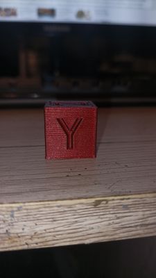 Problem z odklejaniem się wydruku po trzeciej warstwie na Anet A8 Plus - przyczyny i porady