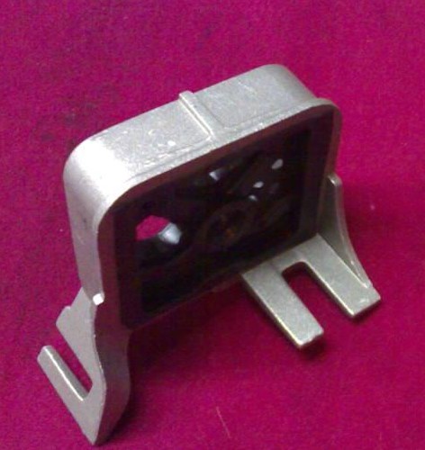 Tylny wieszak tłumika Renault Thalia 1.4 2002 (silnik K7J)