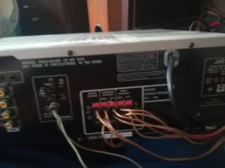 Jak podłączyć amplituner JVC-5042 do TV LG? Brak dźwięku przez kabel optyczny.