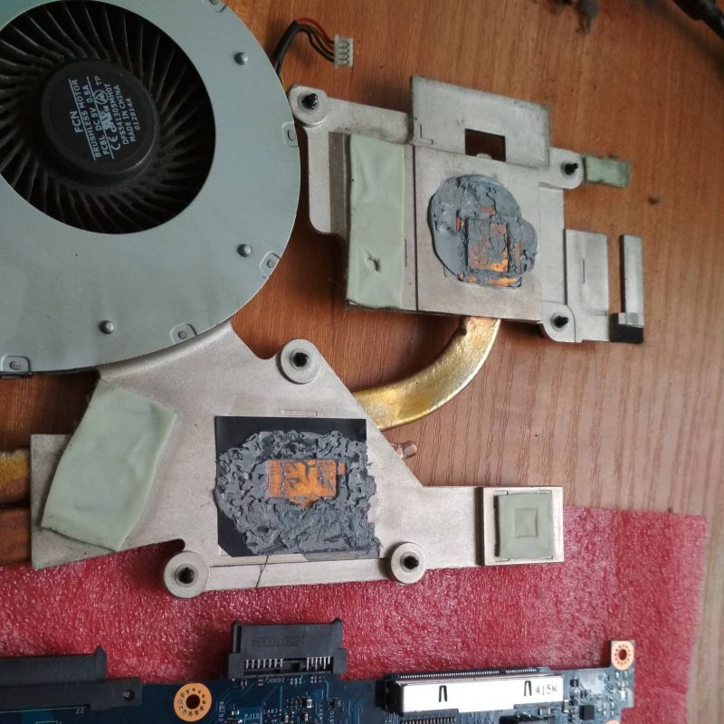 Więcej pasty termoprzewodzącej = niższa temperatura CPU/GPU?