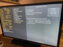 Telewizor LG z problemami wyświetlania menu serwisowego.
