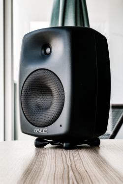 [Sprzedam] GENELEC 8240A zestaw aktywnych monitorów studyjnych