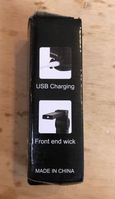 Recenzja i wnętrze latarki Worklight W-52 ładowanej przez USB Recenzja i wnętrze latarki Worklight W-52 ładowanej przez USB