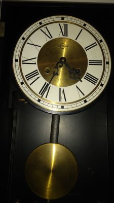 Metro Clock Striking Incorrect Full Hours: Strikes Once at 23 & 13 Times at 15 - DIY Adjustment?