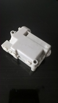 Fiat Panda II 1.1 2007 - Siłownik zamka klapy bagażnika nie chowa bolca