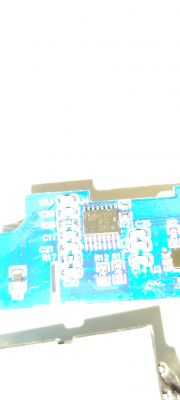 PCB with HT7017 Integrated Circuit Close-up of a PCB with an HT7017 integrated circuit.