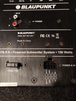 Jak podłączyć tubę? - Poprzedni właściciel ma zmostkowane wyjścia na głośniki