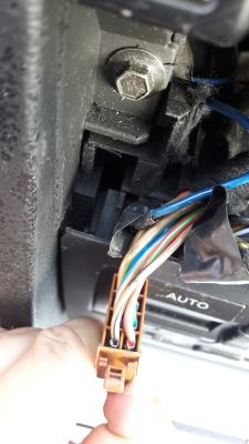 Concert Audi - Po ponownym uruchomieniu pokazuje się ,,safe"