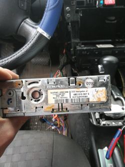 Identyfikacja kolorów kabli do radia w Audi A6 C5 2003 polift - zdjęcia kabli