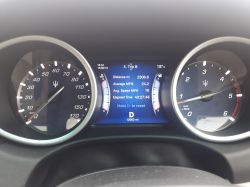 Ila palą sportowe samochody - przy jezdzie miejskiej i innej