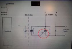 Schemat układu z optotriakiem i triakiem, zaznaczona bramka triaka
