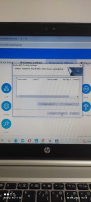 Okno instalatora Brother MFL-Pro Suite na ekranie laptopa HP