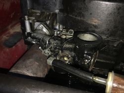Briggs & Stratton 8HP - stary - Naprawa gaźnika czy nowy? Briggs & Stratton 8HP - stary - Naprawa gaźnika czy nowy?