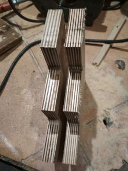 Piętrowy stojak na śrubokręty DIY Piętrowy stojak na śrubokręty DIY