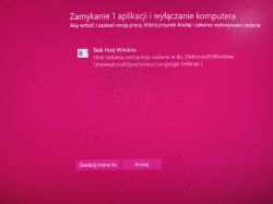 Komunikat zamykania aplikacji na ekranie Windows