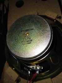 Jak poprawić dźwięk i naprawić kolumny no name?