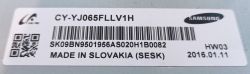 Naklejka z kodem produktu i informacjami na telewizorze Samsung.