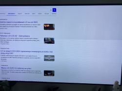 LG OLED65BX - Poziome paski na połowie ekranu: niebieska smuga i czarne linie
