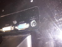 LG Flatron E2251 - Jakie gniazdo zasilacza i czy jest uszkodzone?