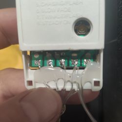 EK-04 Christmas tree lights: Why do only every second LED light up without the driver?
